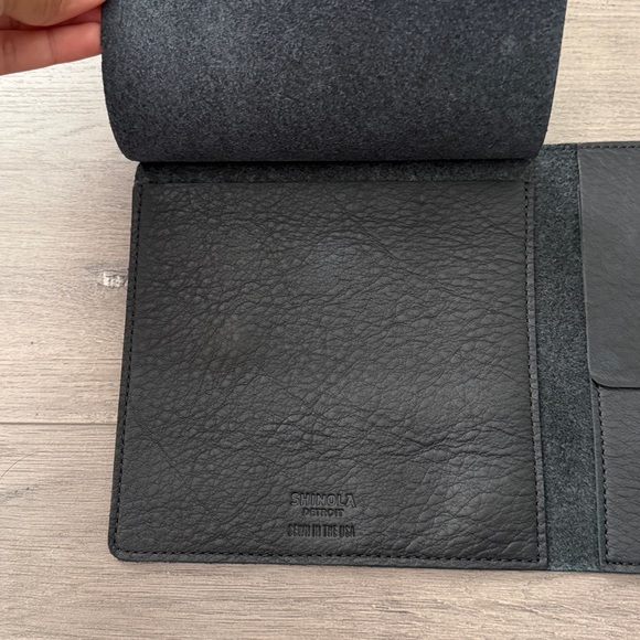 Shinola Detroit Black Leather Organizer 7inch - Picture 6 of 9